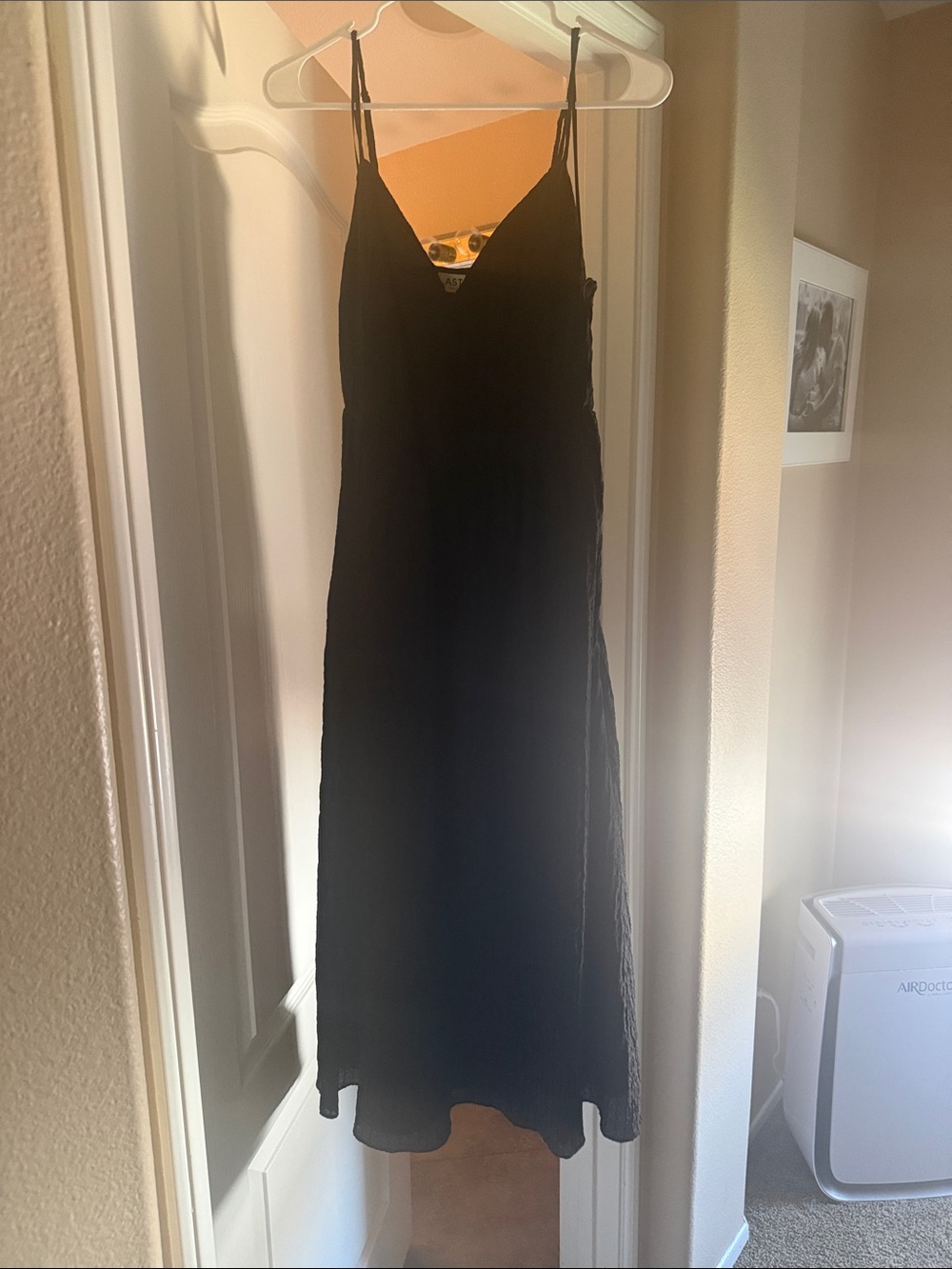 Astr Black Spaghetti-Strap Maxi Dress